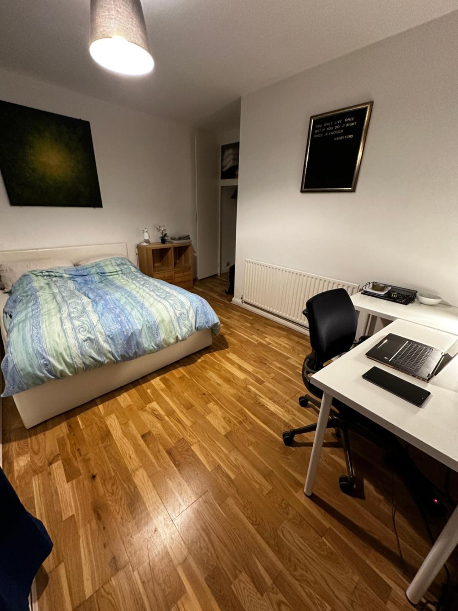 Charming 1-Bedroom Apartment Southfields, London Exteriör bild