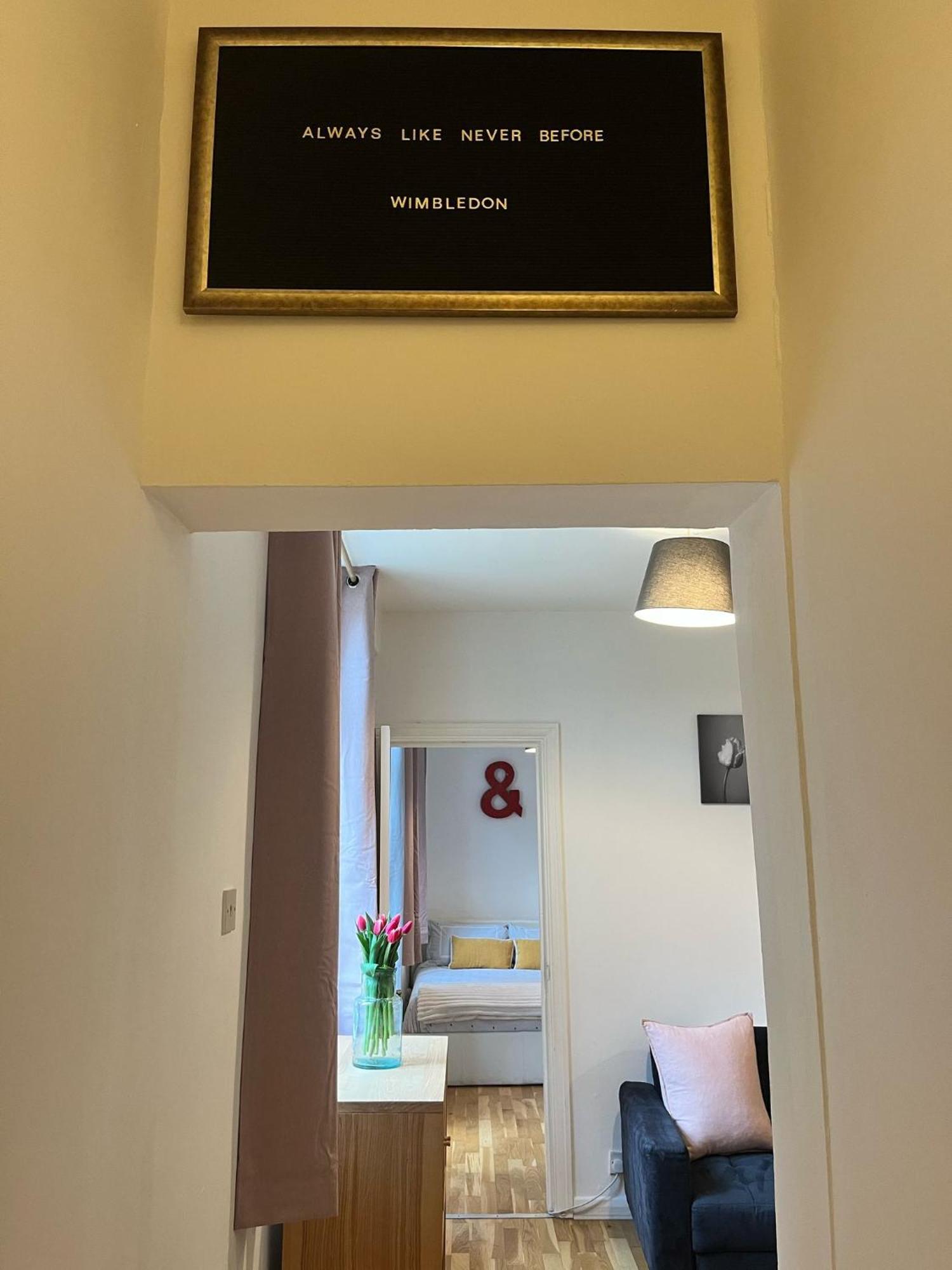 Charming 1-Bedroom Apartment Southfields, London Exteriör bild